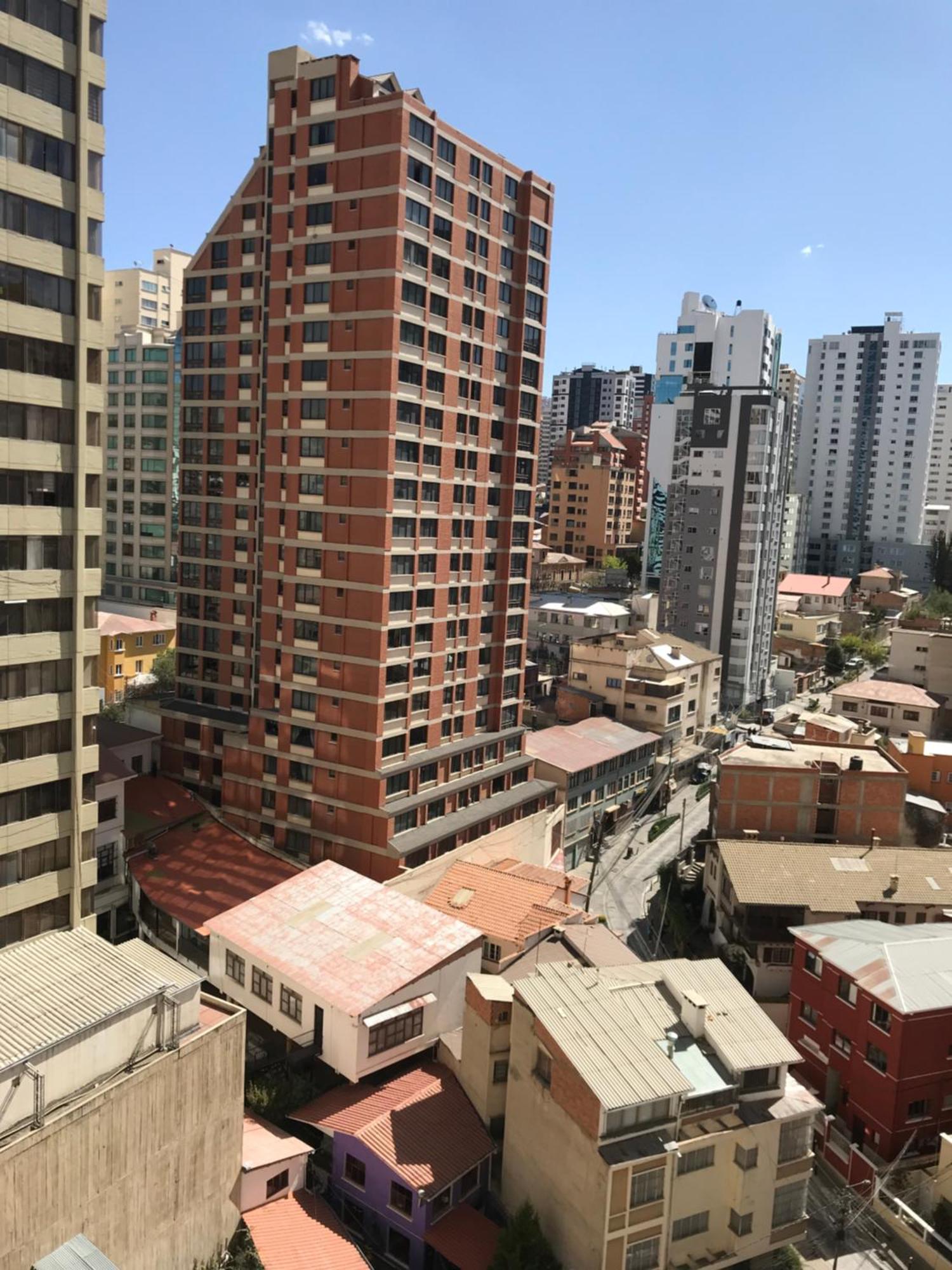 Departamento Privado En La Av Arce La Paz